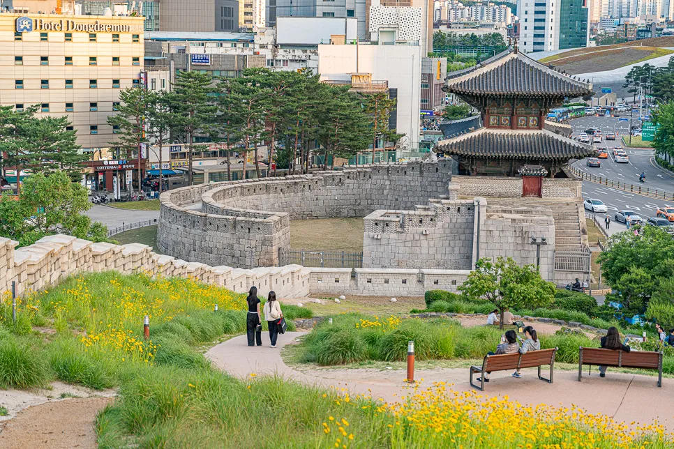 Dongdaemun in Seoul near DDP, shopping areas and major subway stations