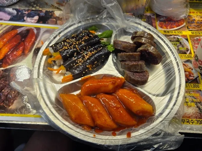 Mayak gimbap and tteokbokki at Gwangjang Market Seoul