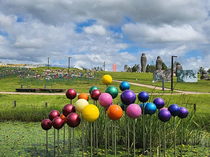 Imjingak Pyeonghwa Nuri Park with colorful art installations
